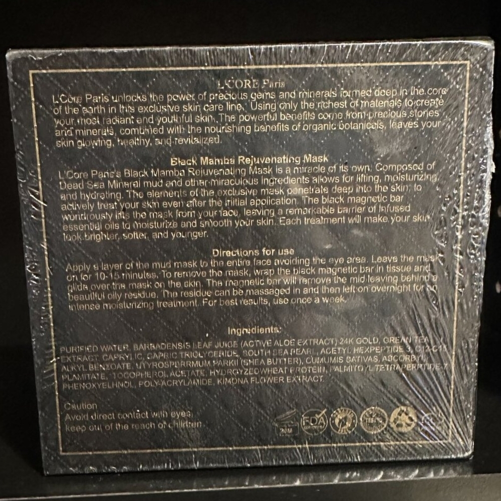 Black Mamba Rejuvenating Mask MSRP 4,000 - Picture 4 of 5
